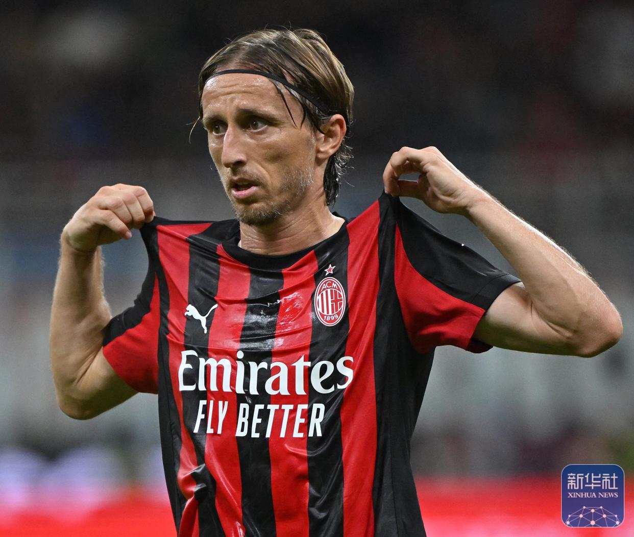 关于英超赛程吃紧，AC米兰赛后绝杀压哨，目标明确，纪律约束更严格的信息